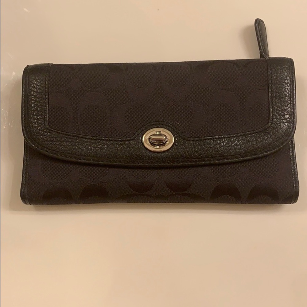 AUTHENTIC COACH wallet